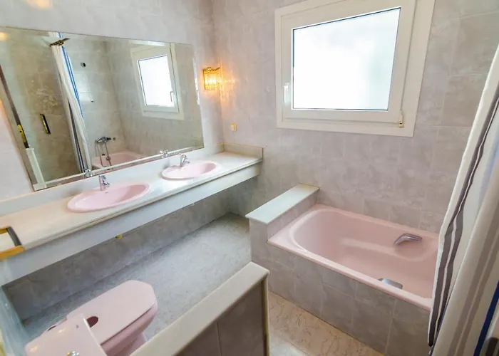 Club Villamar - Delfin Villa