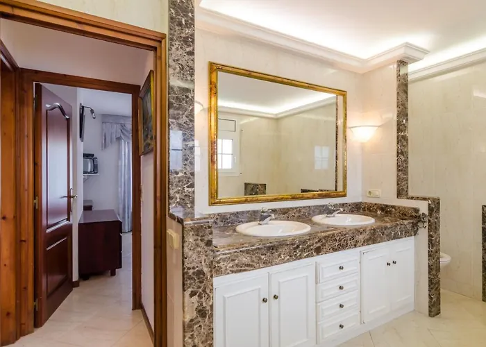 Club Villamar - Delfin Villa *